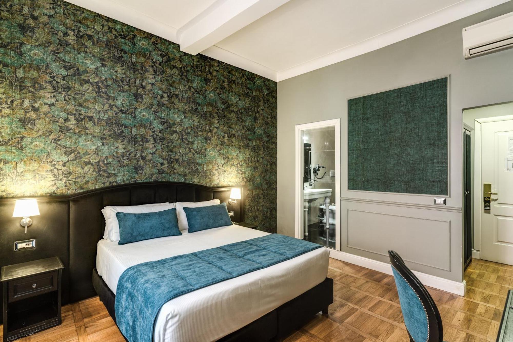 Relais Fontana Di Trevi Hotel Rome Exterior photo